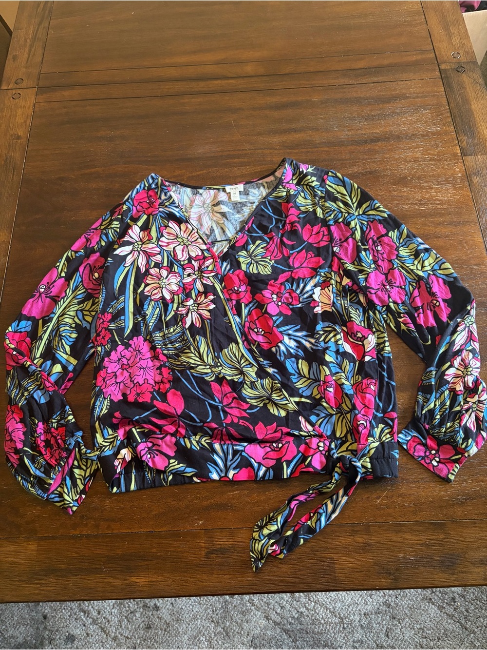 Anthropologie TINY Finley Floral Faux Wrap Blouse Black Pink V-Neck Tie Size M